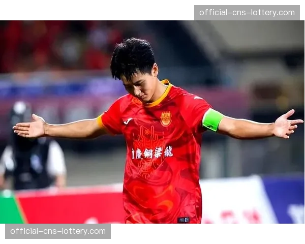 向余望伤病恢复情况：重庆铜梁龙23岁前锋已两轮未出场，球迷期待早日复出